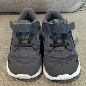 Nike Kids Dark Gray Sneakers